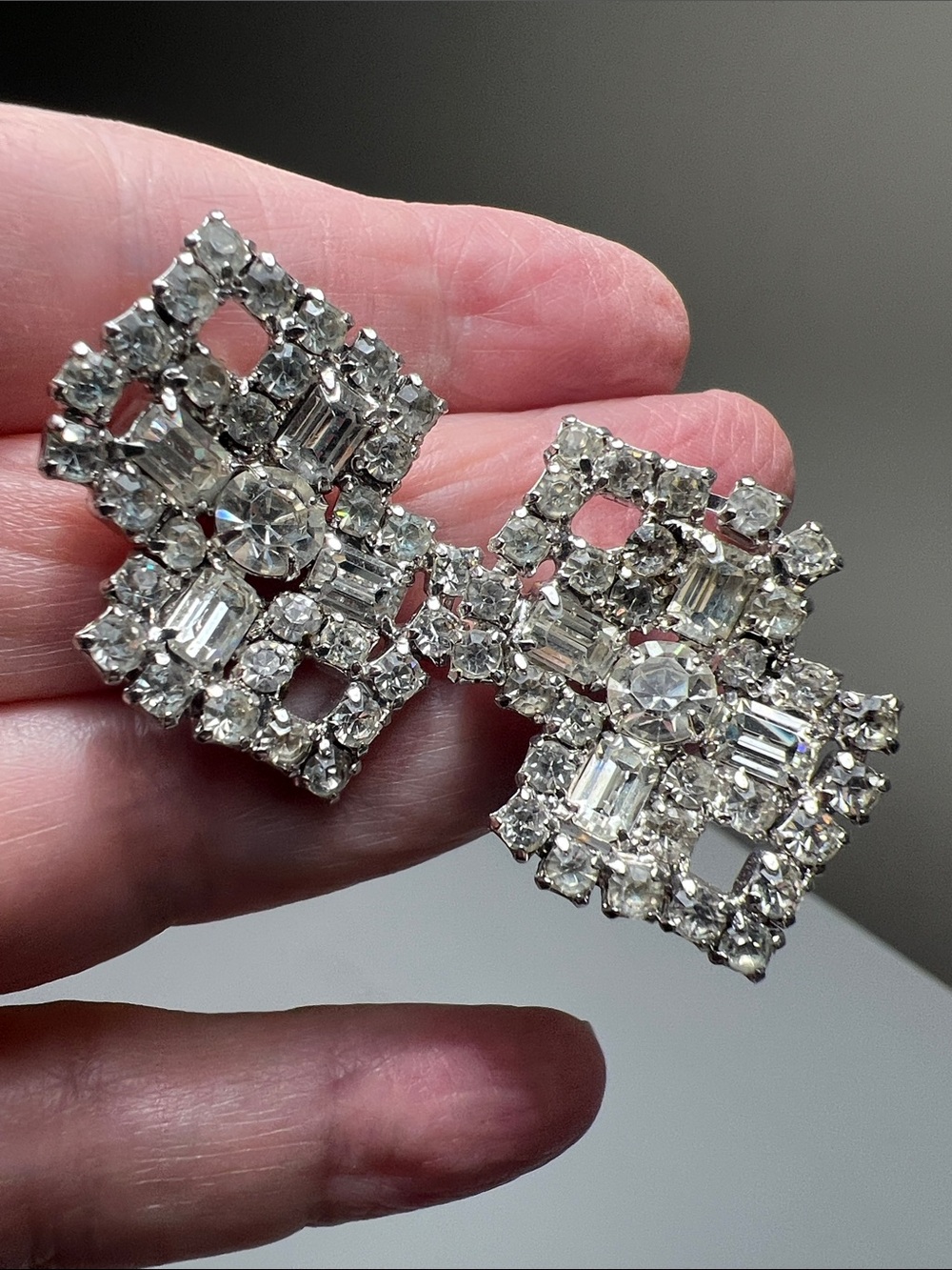 Vintage-Inspired Crystal Statement Clip-On Earrings - Clear/Silver - Heirloom